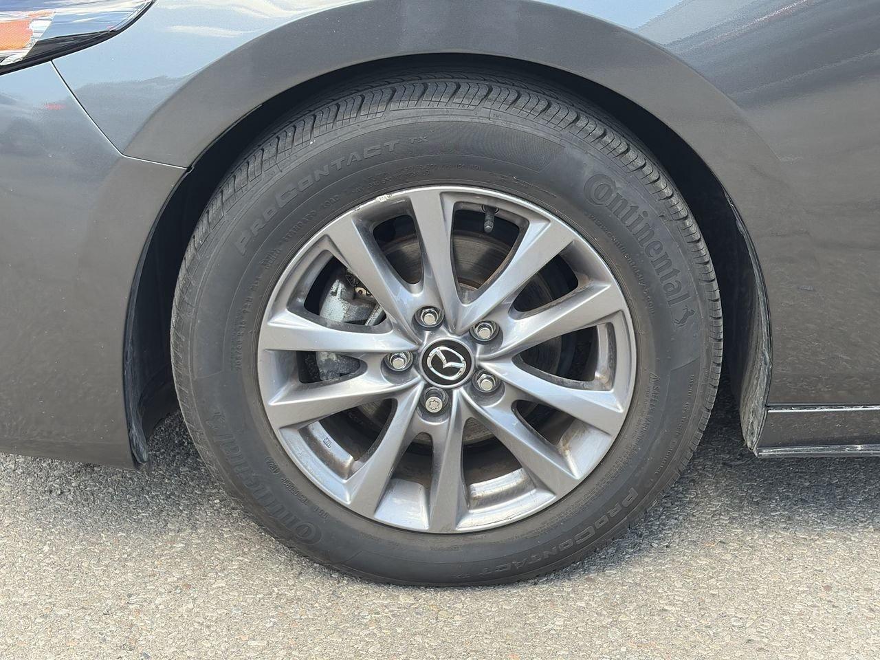 2022 Mazda MAZDA3 GS DRIVE ASSISTED | LANE KEEPING ASSIST | ADAPTIVE Photo