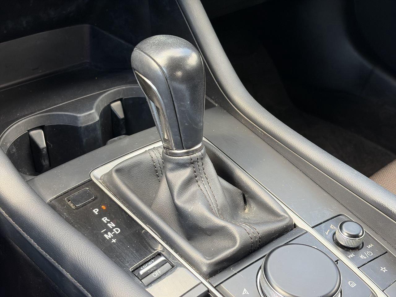2022 Mazda MAZDA3 GS DRIVE ASSISTED | LANE KEEPING ASSIST | ADAPTIVE Photo