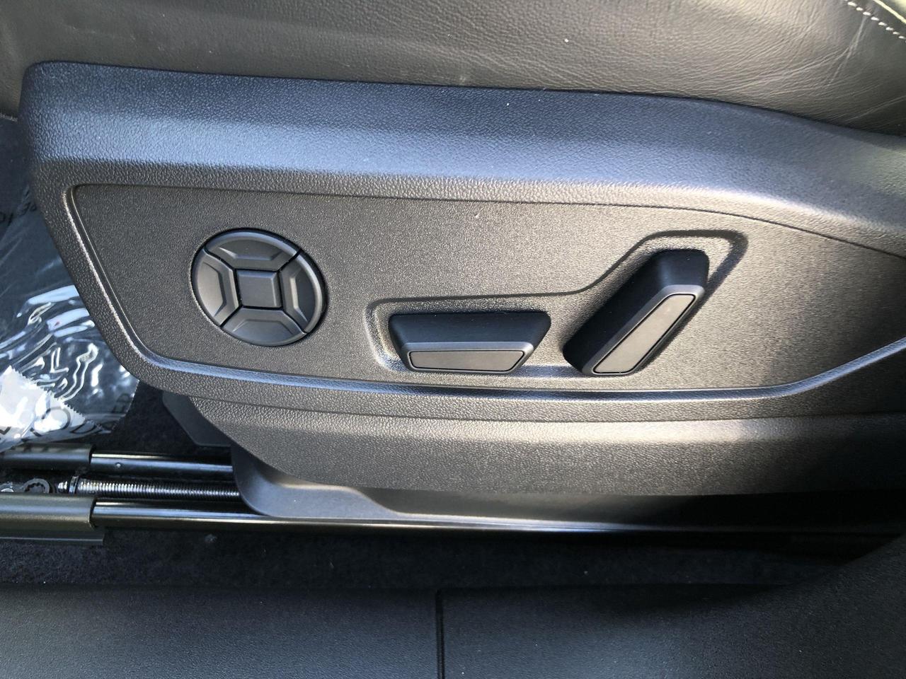 2025 Audi Q5 2.0T Progressiv NEW BODYSTYLE!!  SLINE BLK PKG, LE Photo