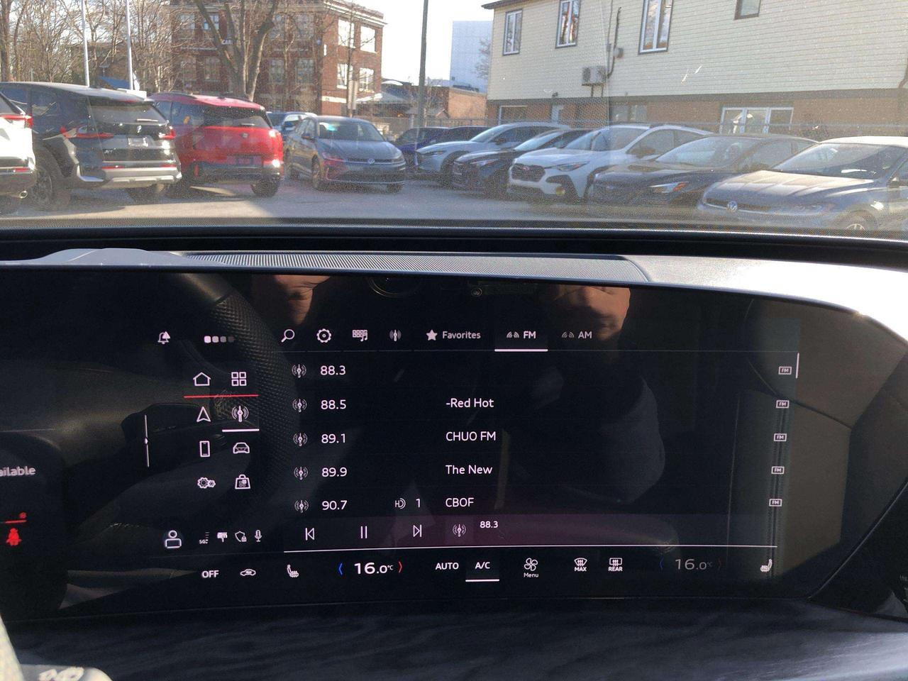 2025 Audi Q5 2.0T Progressiv NEW BODYSTYLE!!  SLINE BLK PKG, LEATHER, HUDS, BANG & OLUFSEN, NAVI, BLIS, HTD.SEATS, 20 ALLOYS Photo