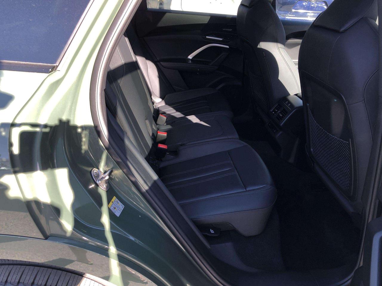 2025 Audi Q5 2.0T Progressiv NEW BODYSTYLE!!  SLINE BLK PKG, LEATHER, HUDS, BANG & OLUFSEN, NAVI, BLIS, HTD.SEATS, 20 ALLOYS Photo