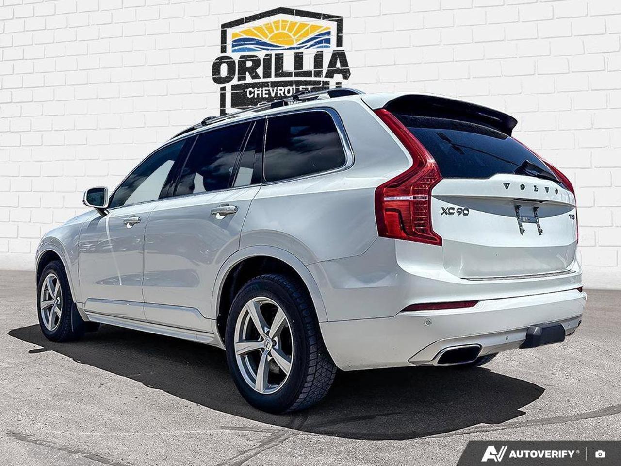2018 Volvo XC90 Momentum | | Panoramic Roof | Photo