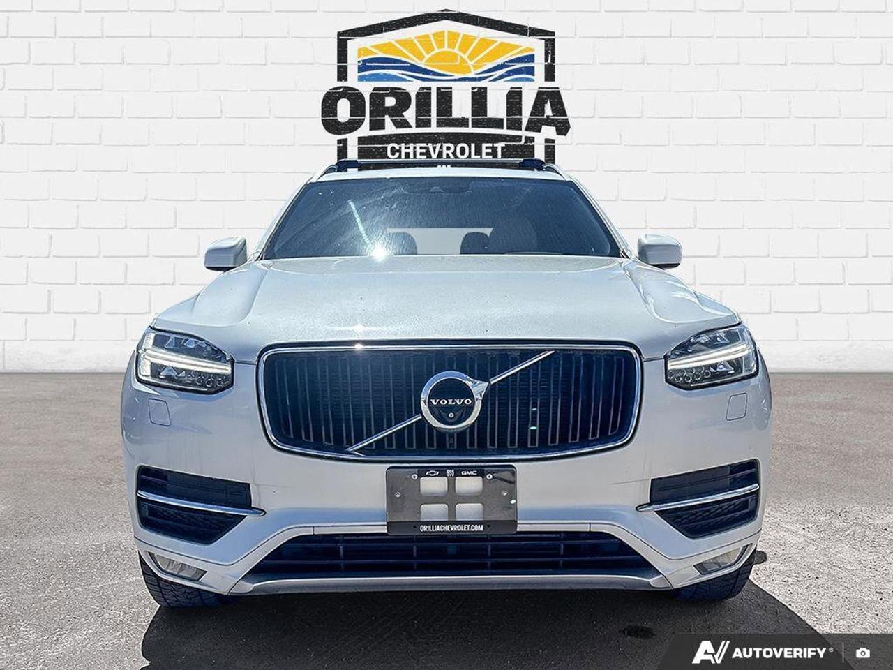 2018 Volvo XC90 Momentum | | Panoramic Roof | Photo2