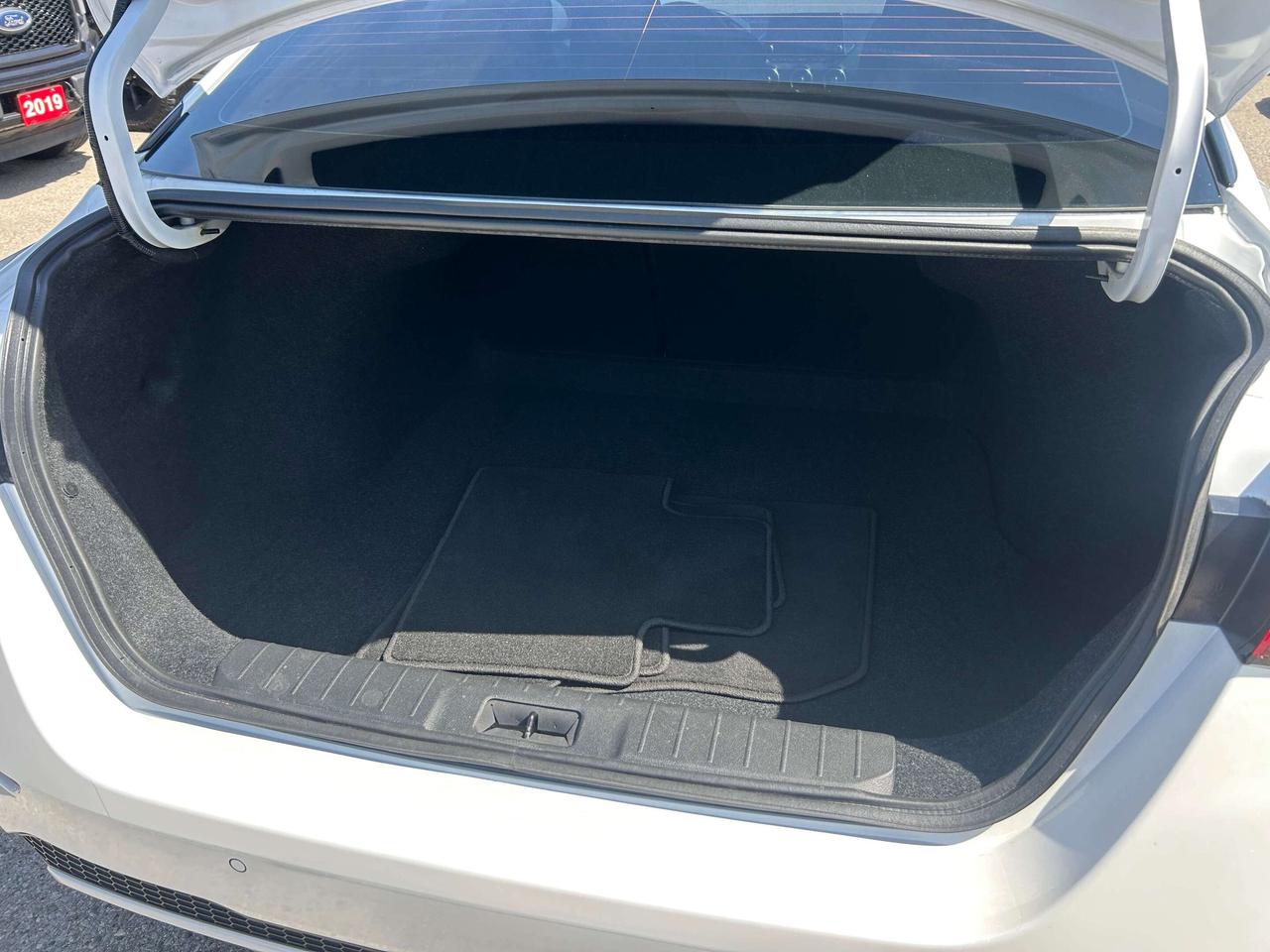 2022 Nissan Sentra SV, CLEAN CARFAX, REMOTE START, SUNROOF! - Photo #19