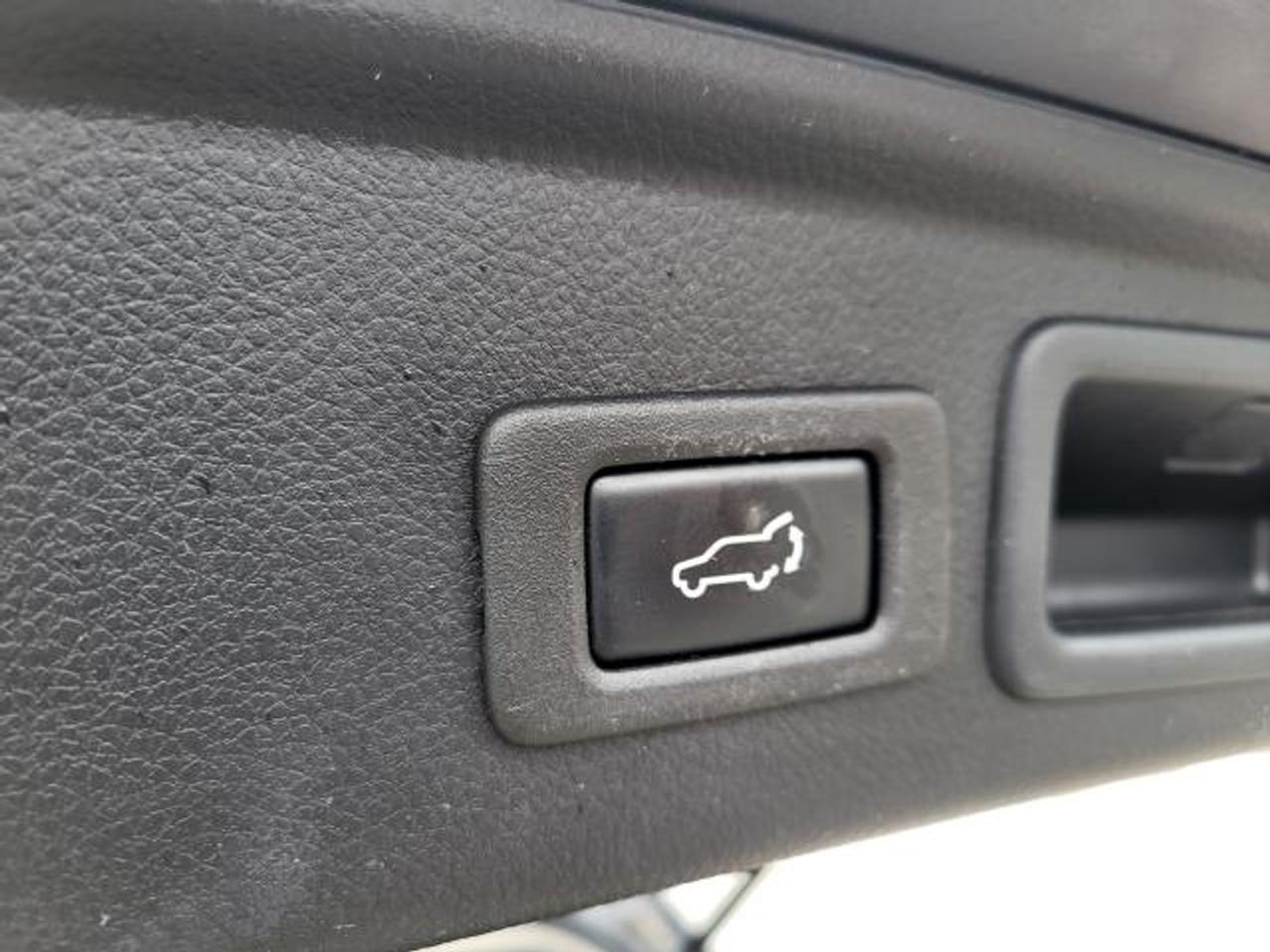 2018 Subaru Forester Limited Photo