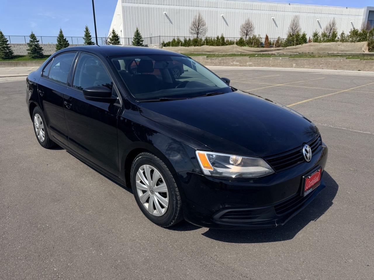 2013 Volkswagen Jetta Sedan 4dr 2.5L Photo