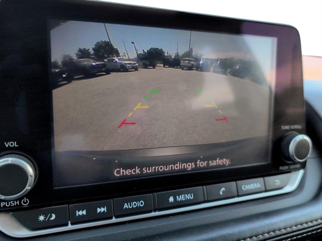 2023 Nissan Rogue S  **APPLE CARPLAY - HEATED SW** Photo