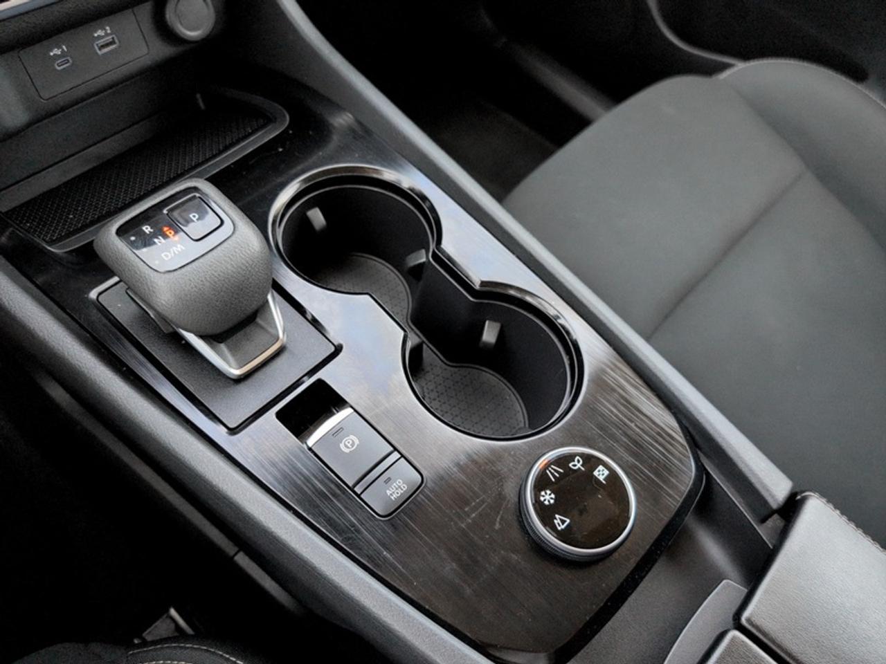2023 Nissan Rogue S  **APPLE CARPLAY - HEATED SW** Photo