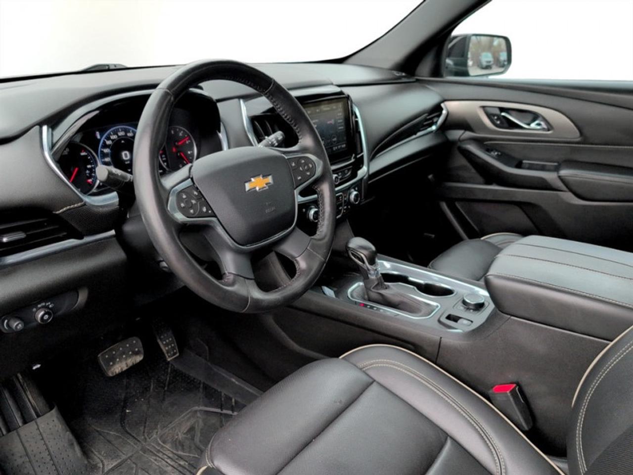 2022 Chevrolet Traverse Premier Photo