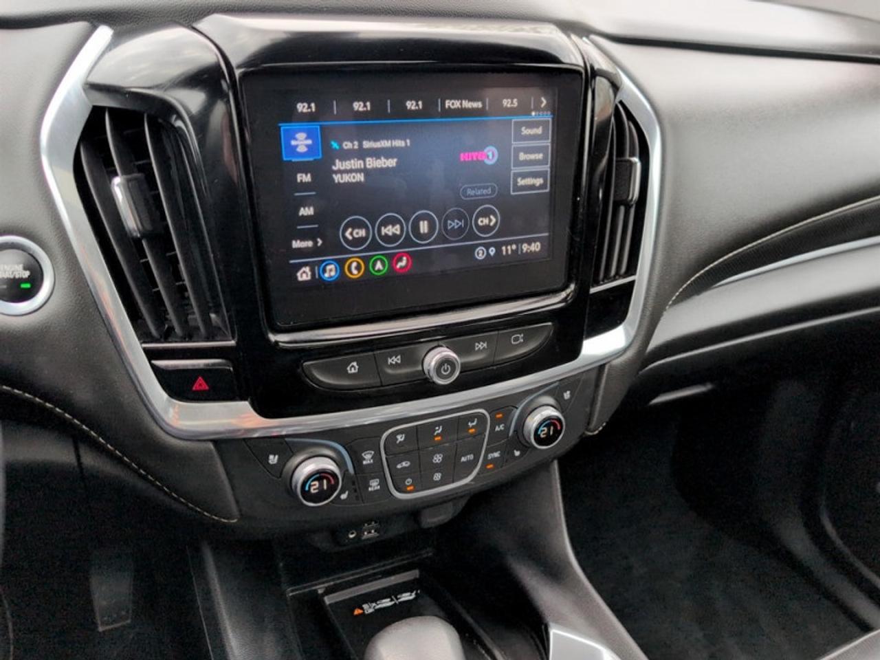 2022 Chevrolet Traverse Premier Photo