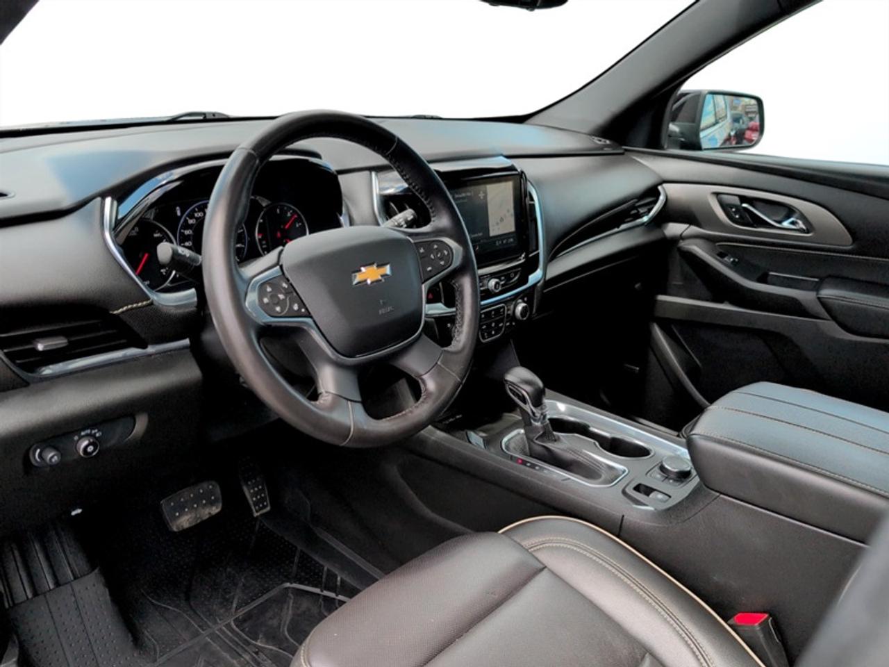 2022 Chevrolet Traverse Premier  **DUAL SUNROOF** Photo