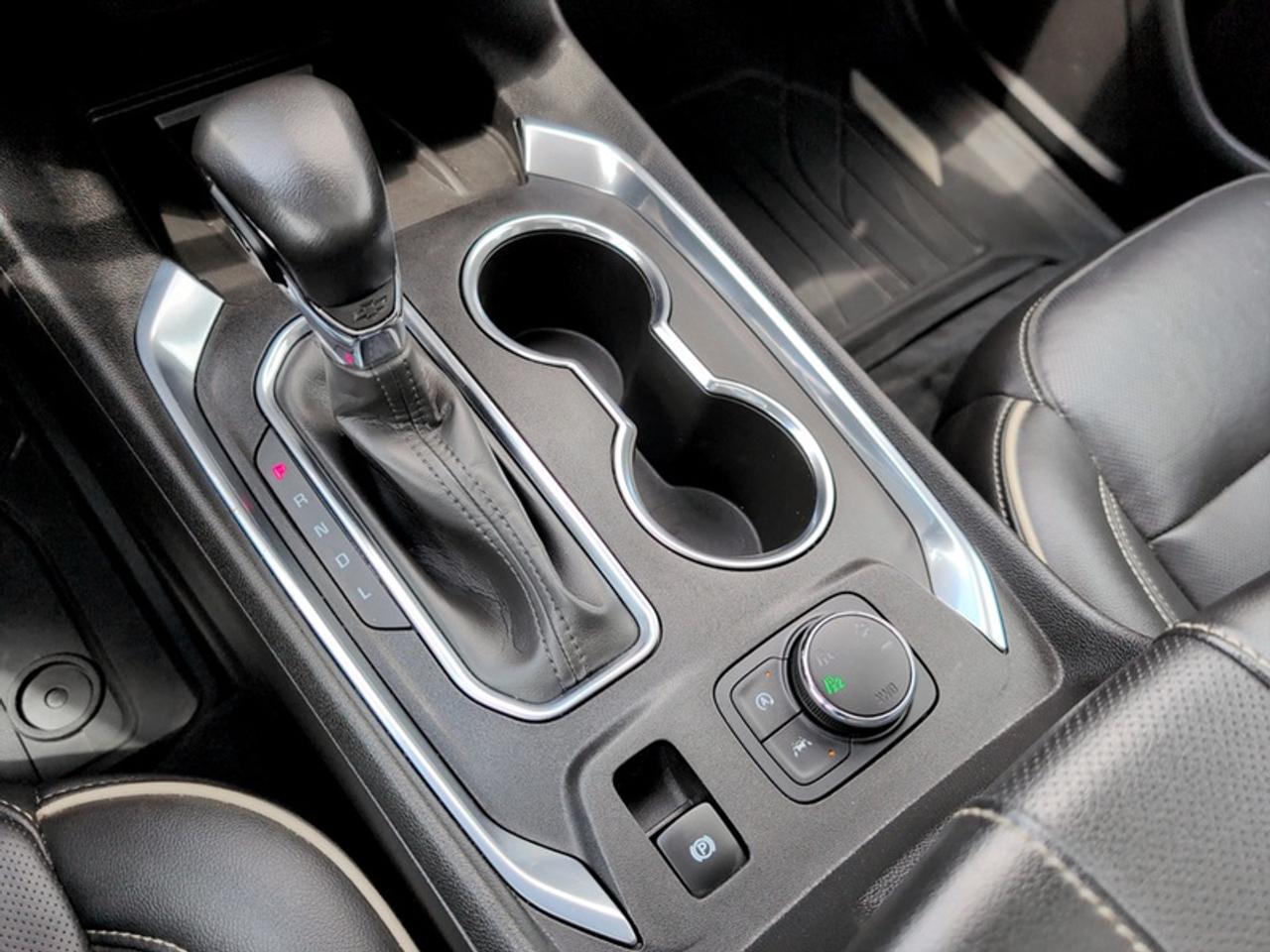 2022 Chevrolet Traverse Premier  **DUAL SUNROOF** Photo