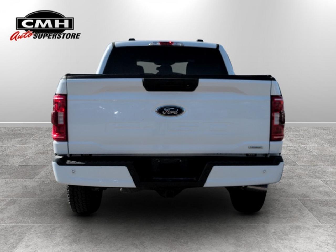 2022 Ford F-150 XLT w/Sport Pkg  **FX4 + SPORT PKG** Photo