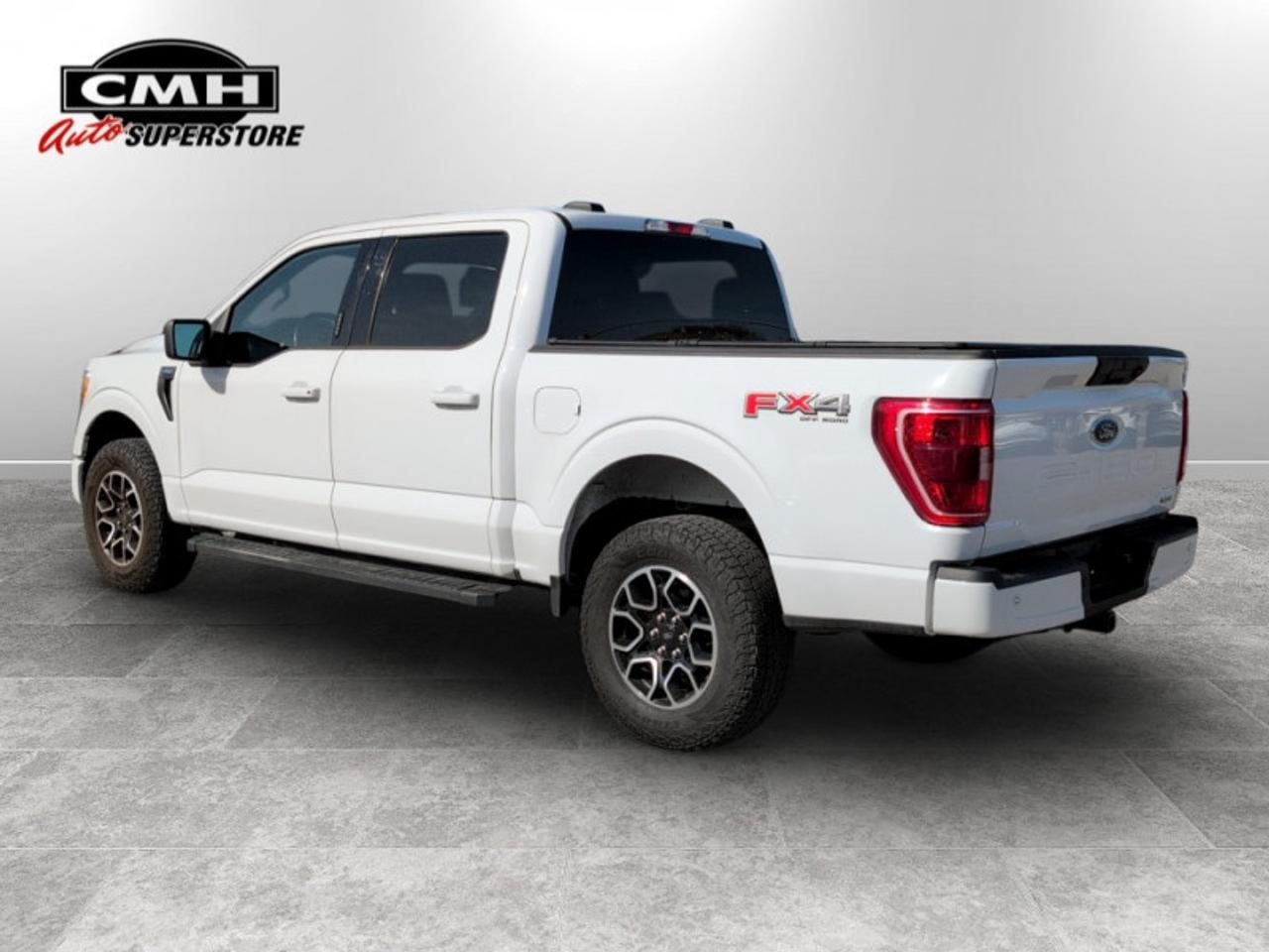2022 Ford F-150 XLT w/Sport Pkg  **FX4 + SPORT PKG** Photo