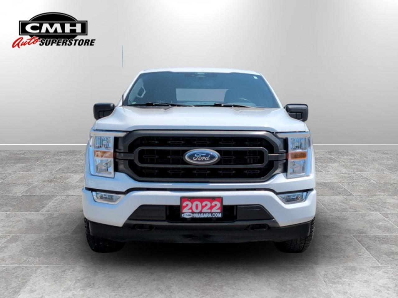 2022 Ford F-150 XLT w/Sport Pkg  **FX4 + SPORT PKG** Photo