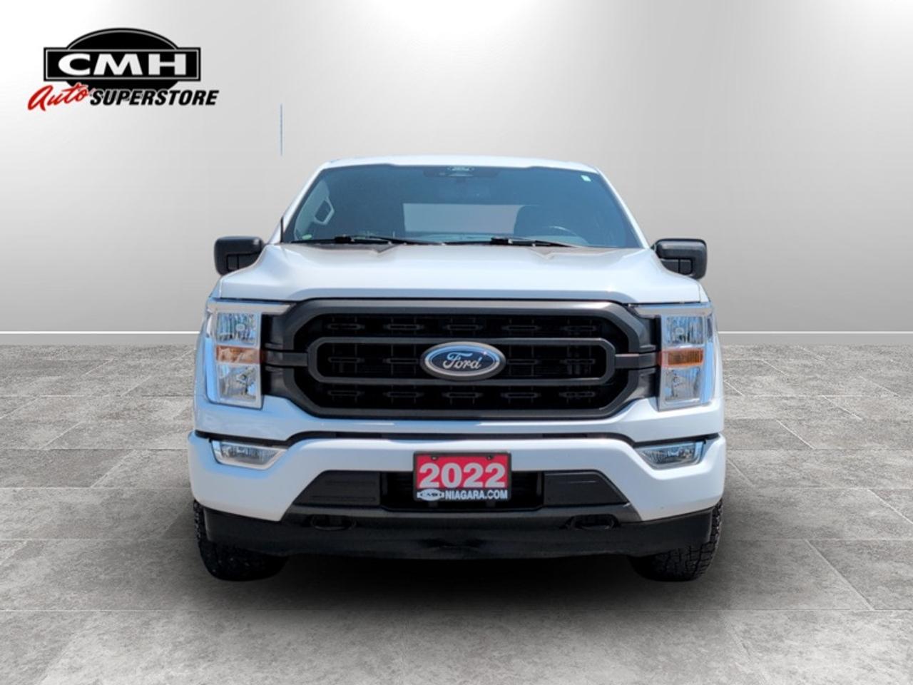 2022 Ford F-150 XLT w/Sport Pkg  **FX4 + SPORT PKG** Photo