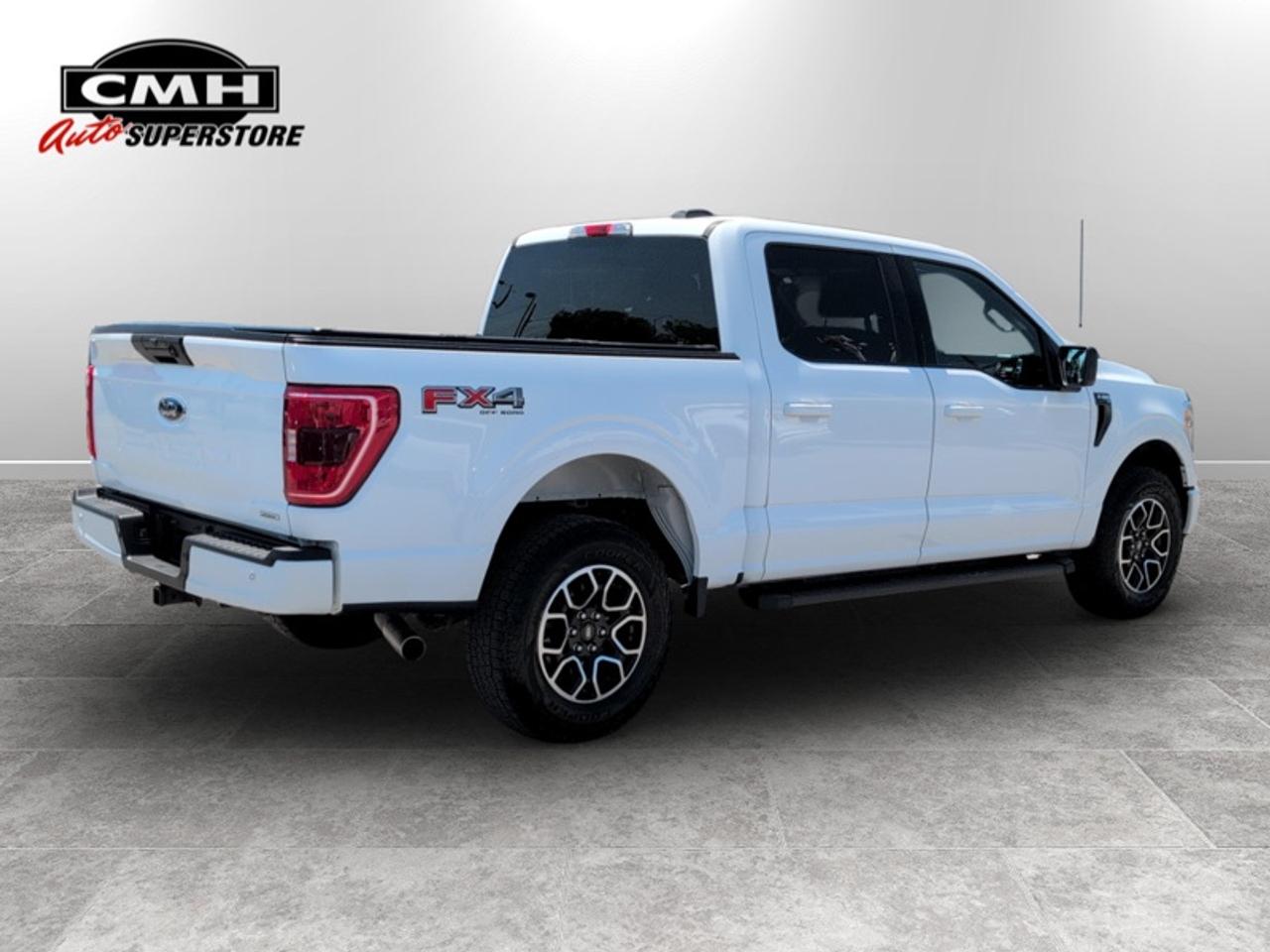 2022 Ford F-150 XLT w/Sport Pkg  **FX4 + SPORT PKG** Photo3