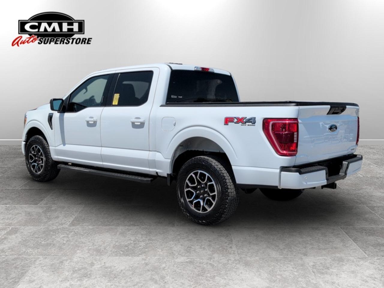 2022 Ford F-150 XLT w/Sport Pkg  **FX4 + SPORT PKG** Photo