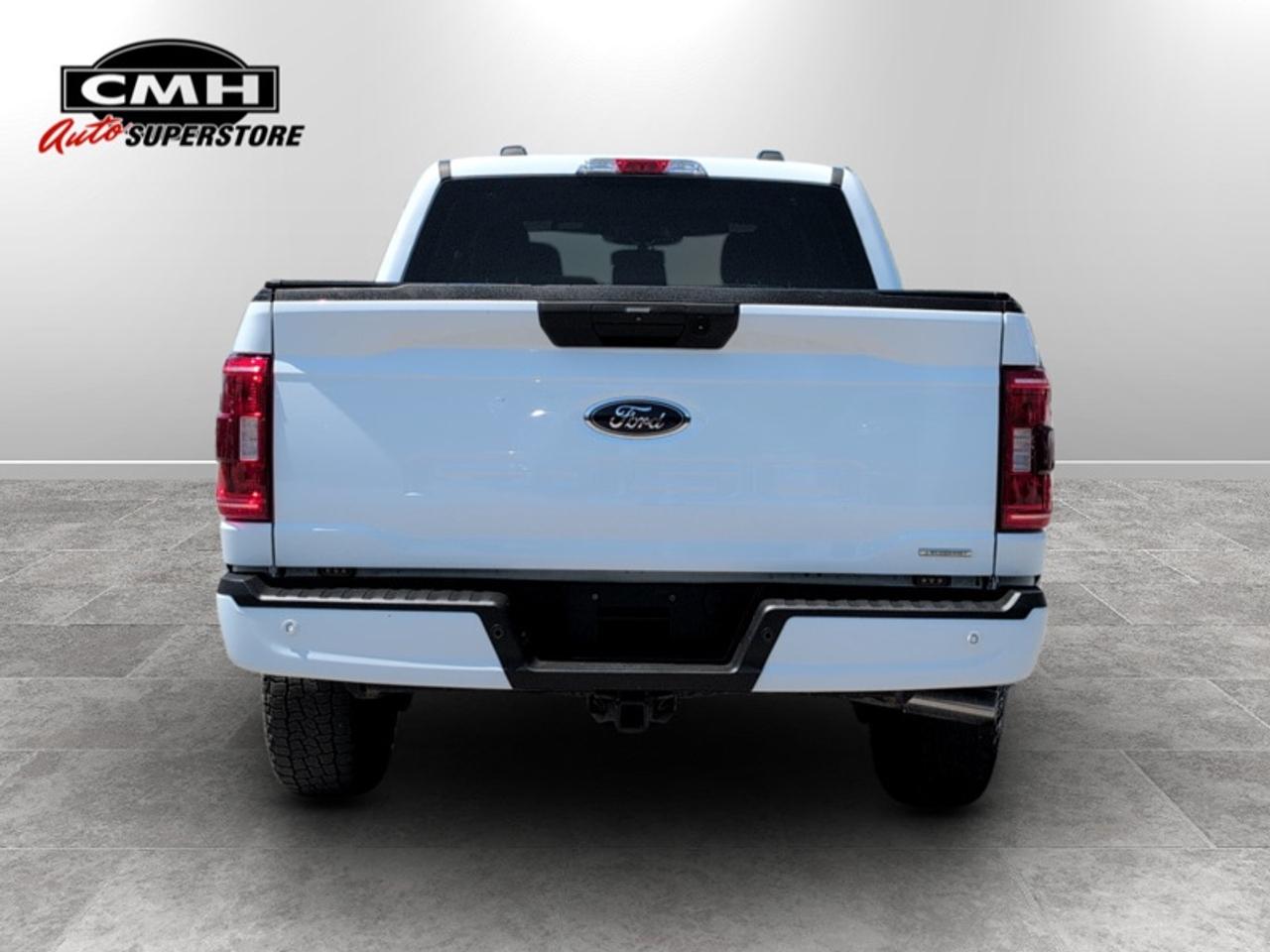 2022 Ford F-150 XLT w/Sport Pkg  **FX4 + SPORT PKG** Photo