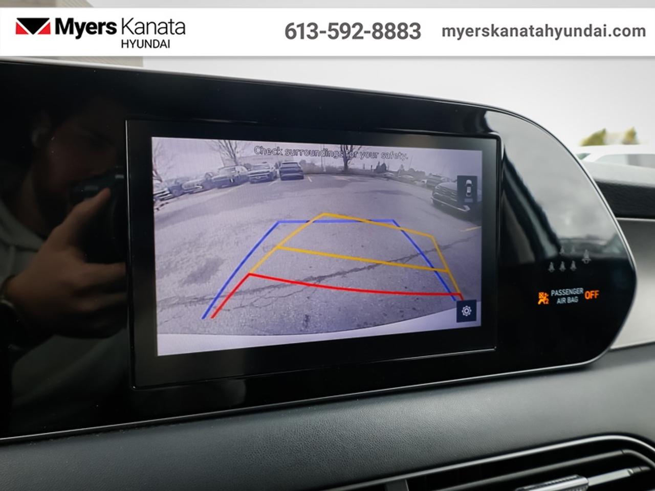 2021 Hyundai PALISADE Preferred 8-Passenger AWD  - $104.18 /Wk Photo
