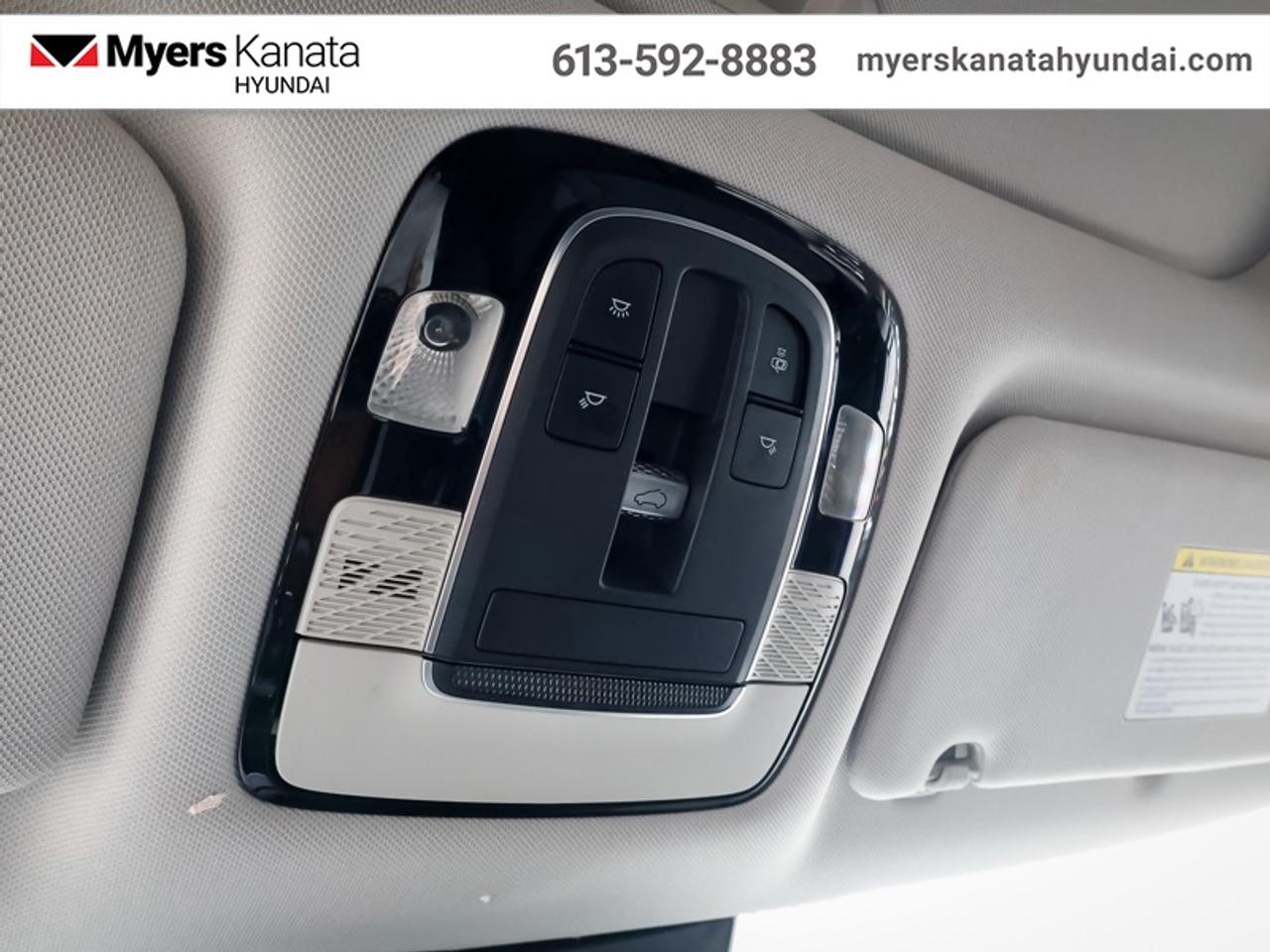2021 Hyundai PALISADE Preferred 8-Passenger AWD  - $104.18 /Wk Photo