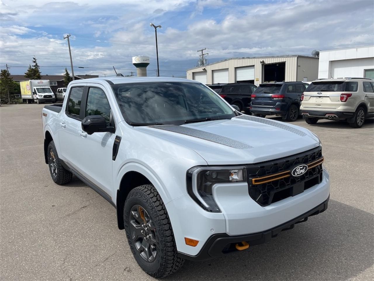 2026 Ford Maverick Tremor  - Sunroof - Heated Seats Photo2