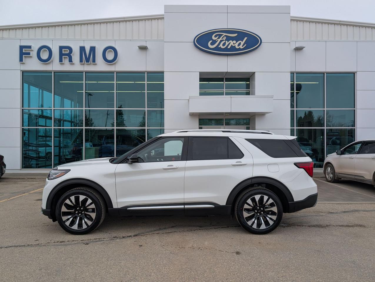 2026 Ford Explorer Platinum Photo0