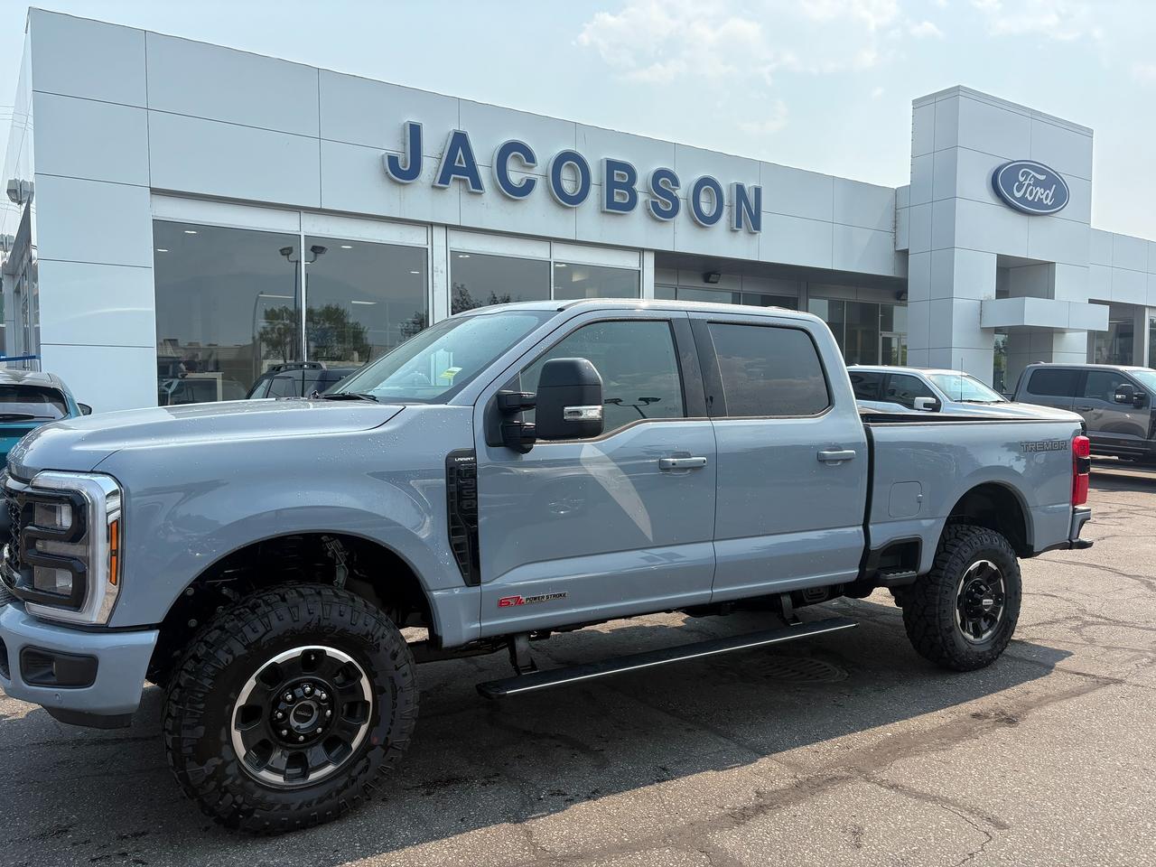 2026 Ford F-350 Super Duty SRW Lariat Photo1
