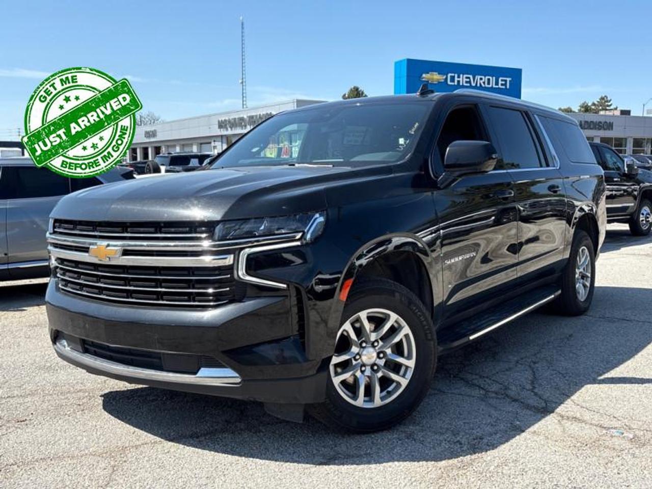 2023 Chevrolet Suburban LT  LEATHER|8 PASSENGER Photo0