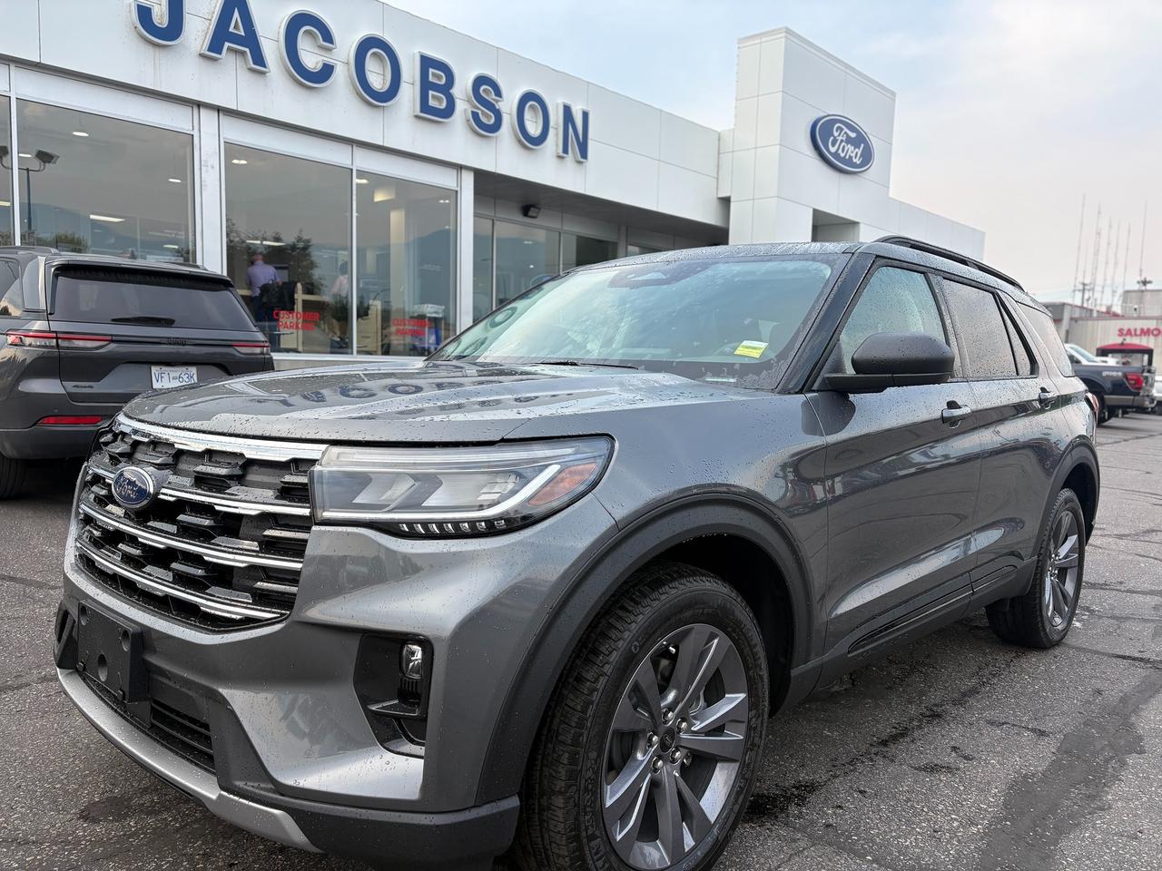 2026 Ford Explorer Active w/200A Pkg Photo0