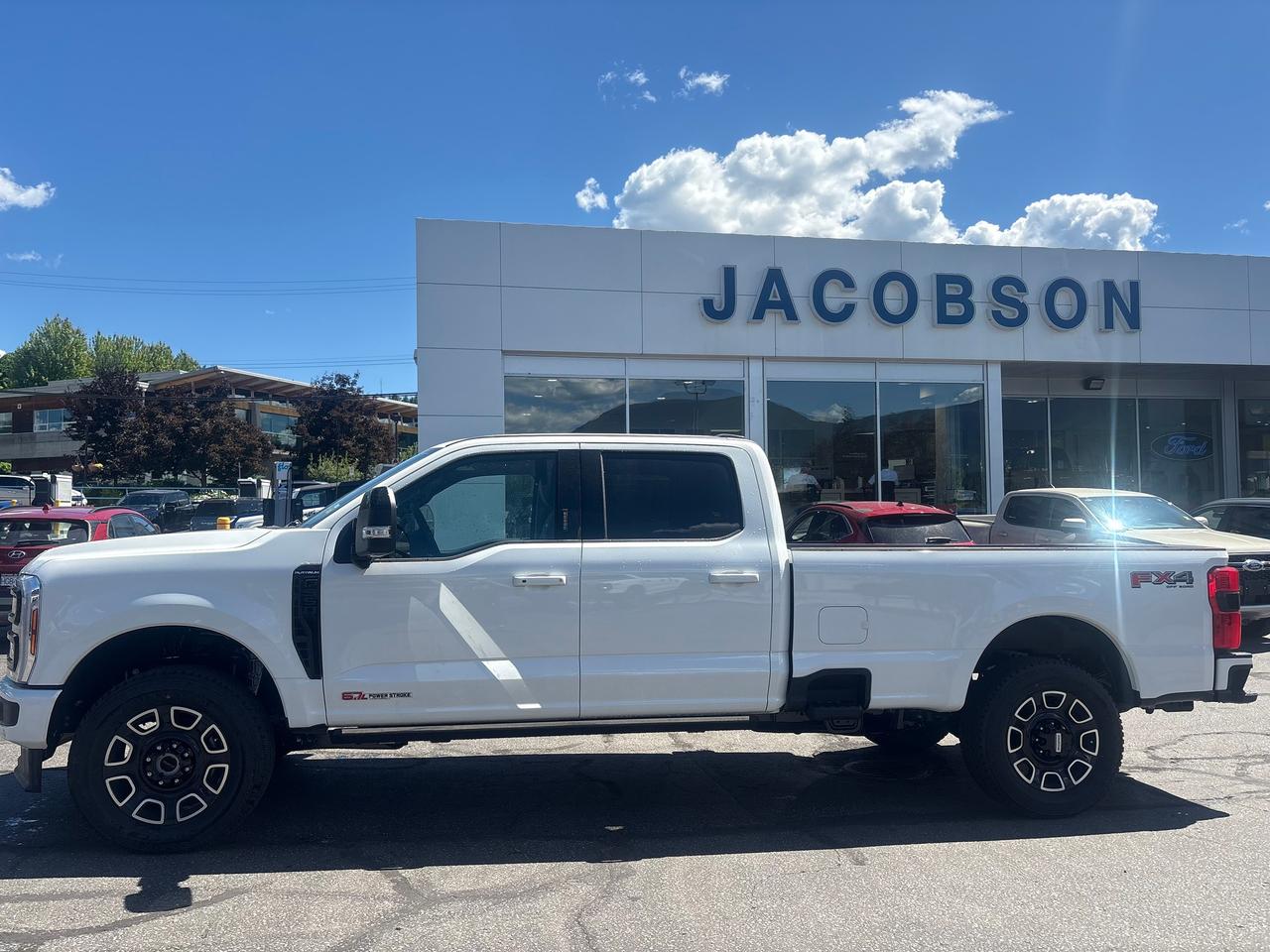 2026 Ford F-350 4X4 CREW CAB PICKUP/ Photo1