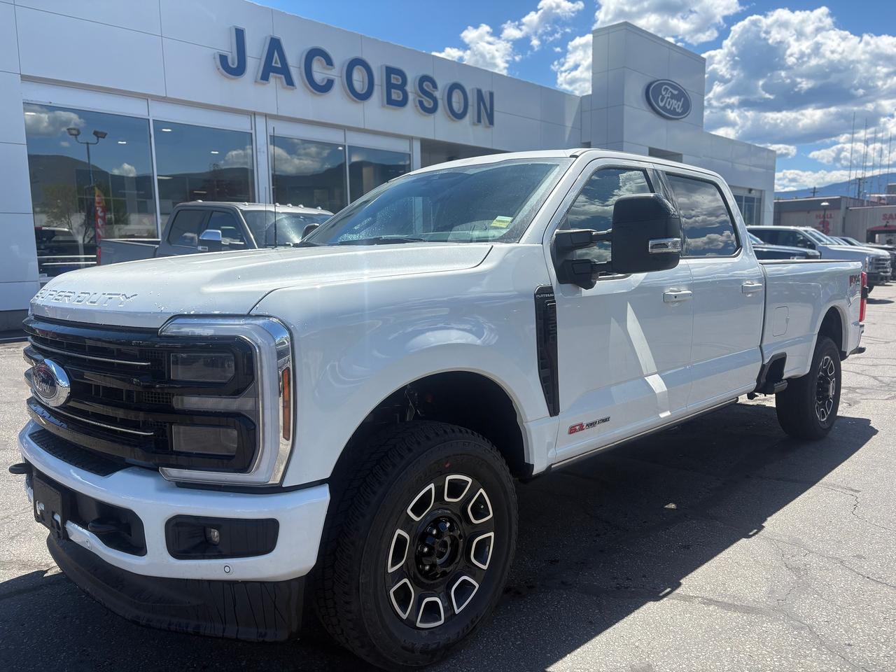 2026 Ford F-350 4X4 CREW CAB PICKUP/ Photo0