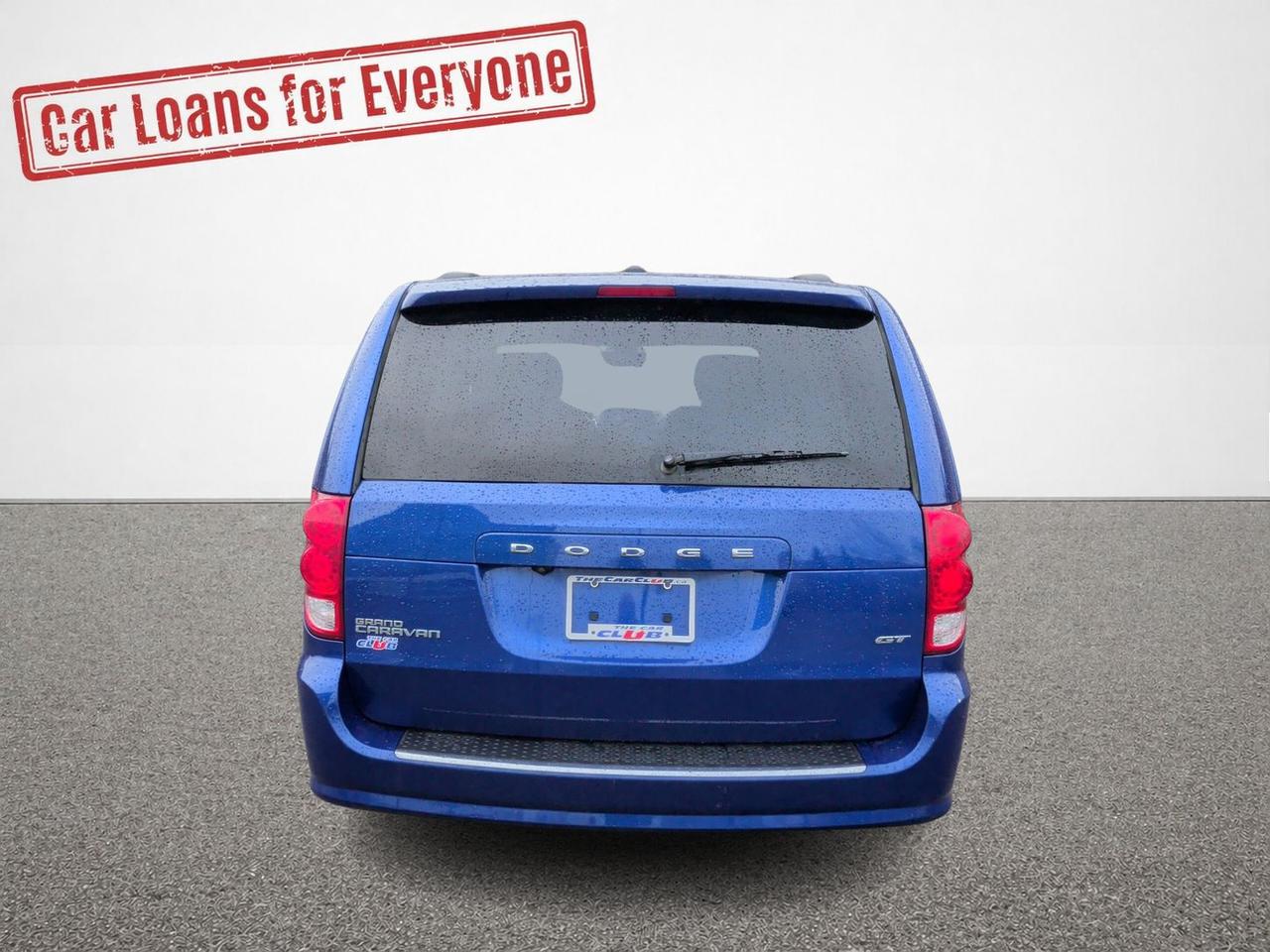 2020 Dodge Grand Caravan GT Photo3