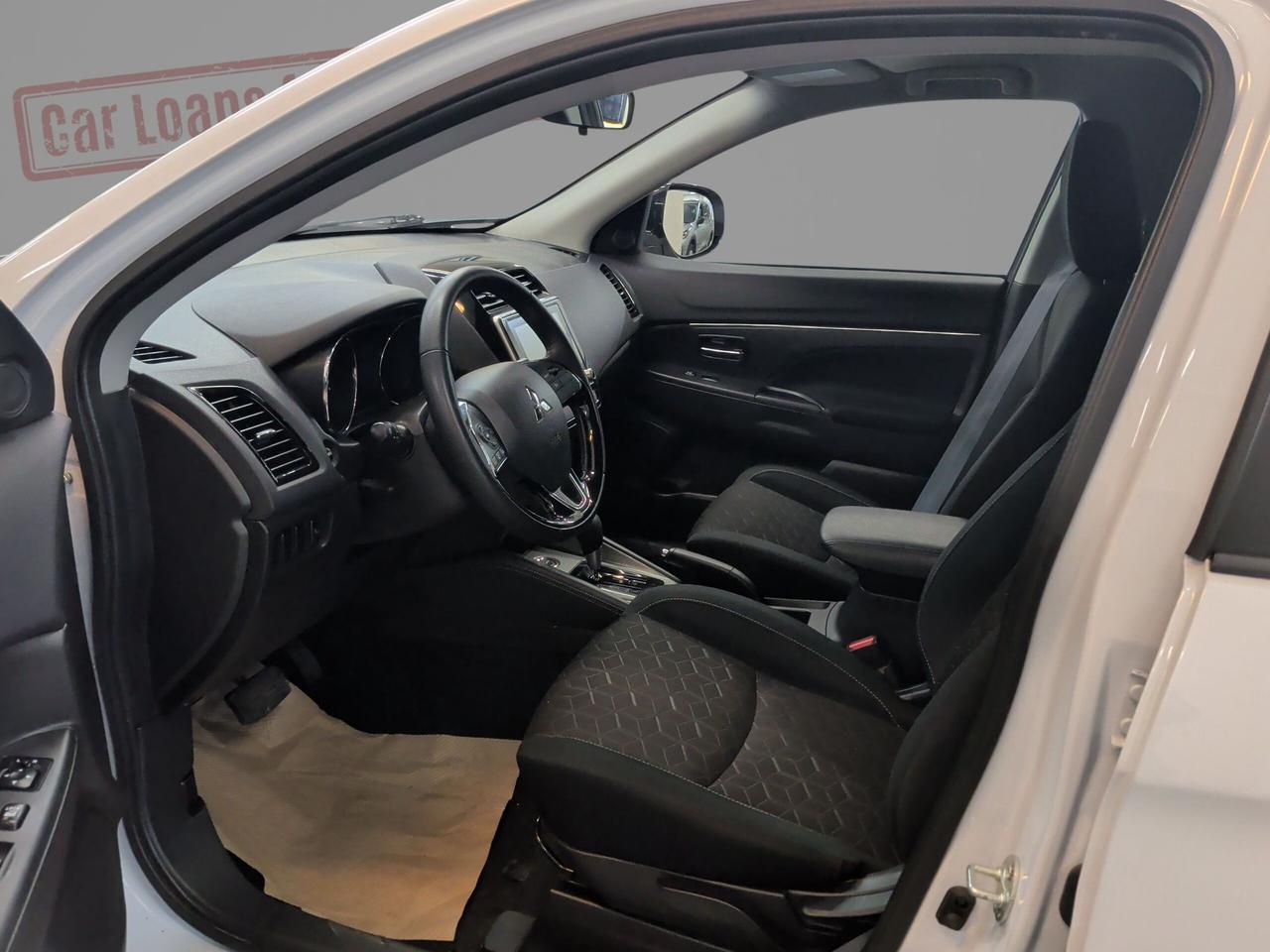 2024 Mitsubishi RVR SE