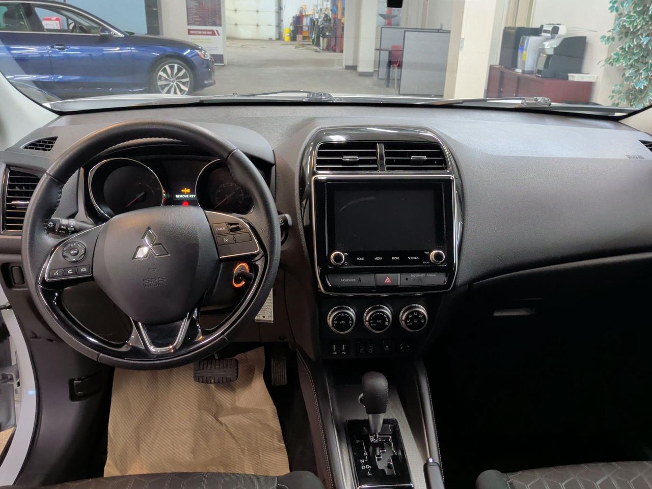 2024 Mitsubishi RVR SE