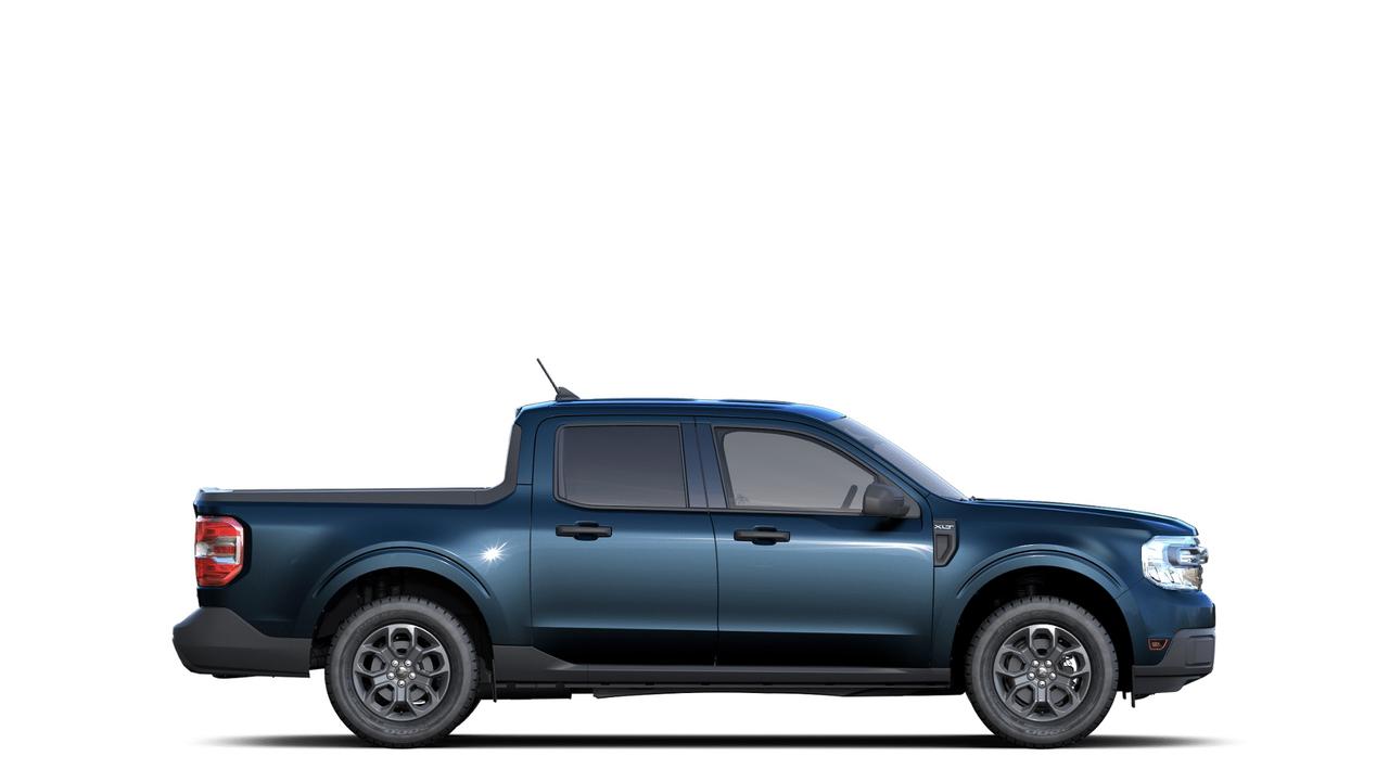 2022 Ford Maverick XLT Photo3