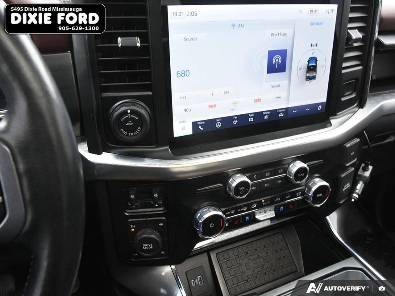 2023 Ford F-150 Lariat Photo