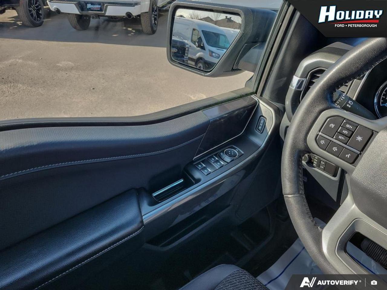 2022 Ford F-150 XLT Photo