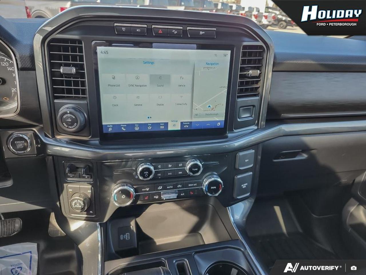 2022 Ford F-150 XLT Photo