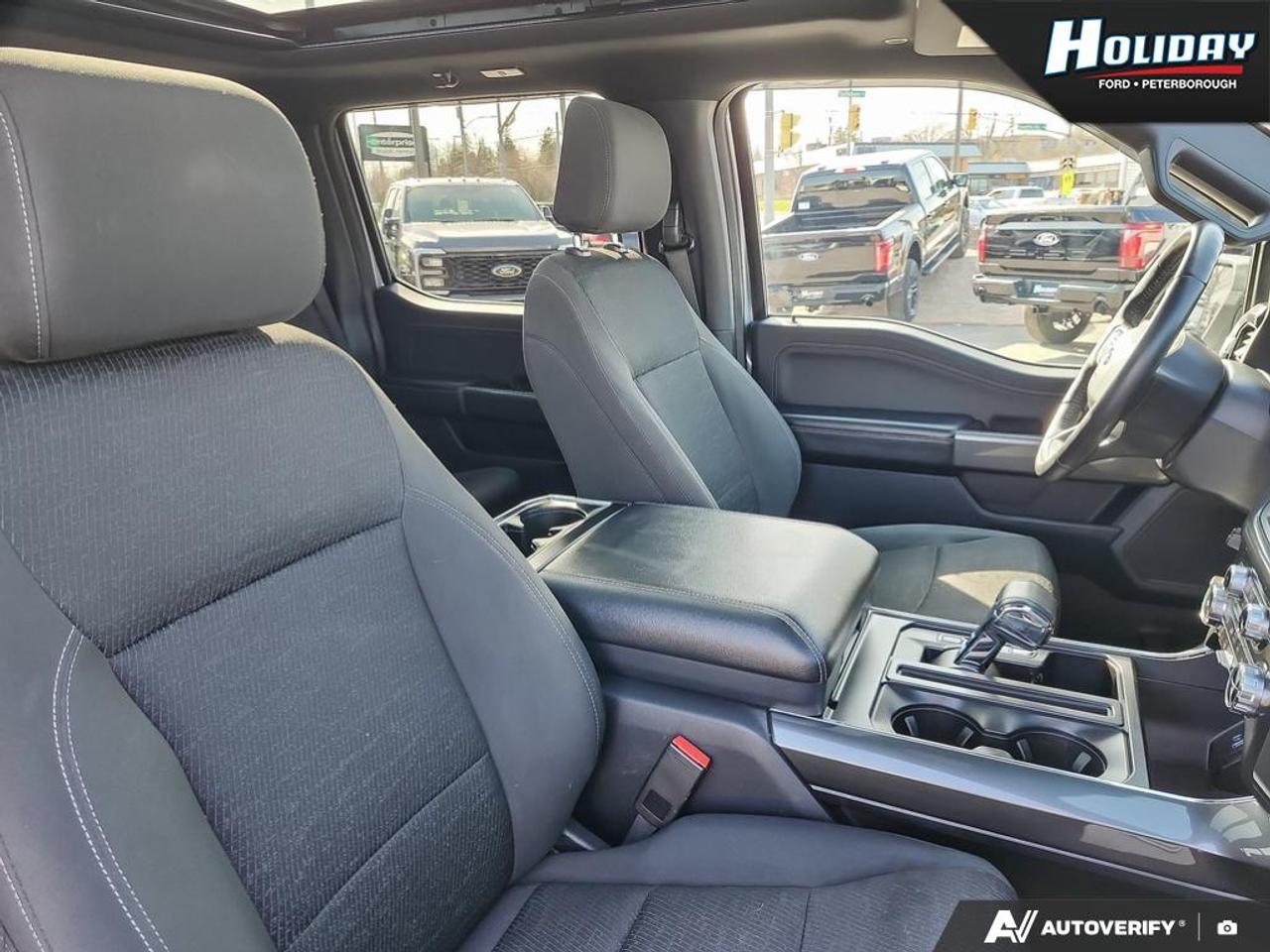 2022 Ford F-150 XLT Photo