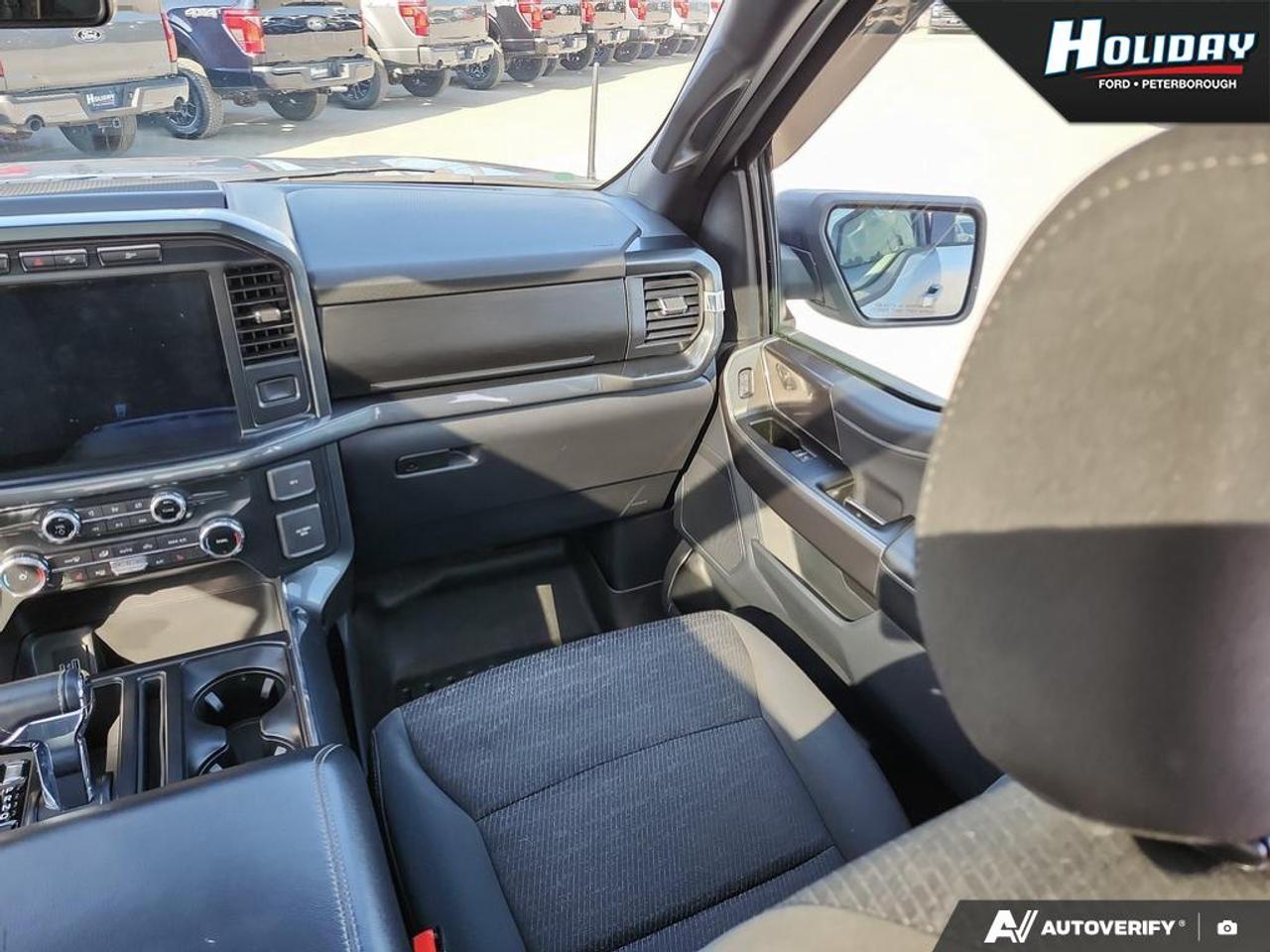 2022 Ford F-150 XLT Photo