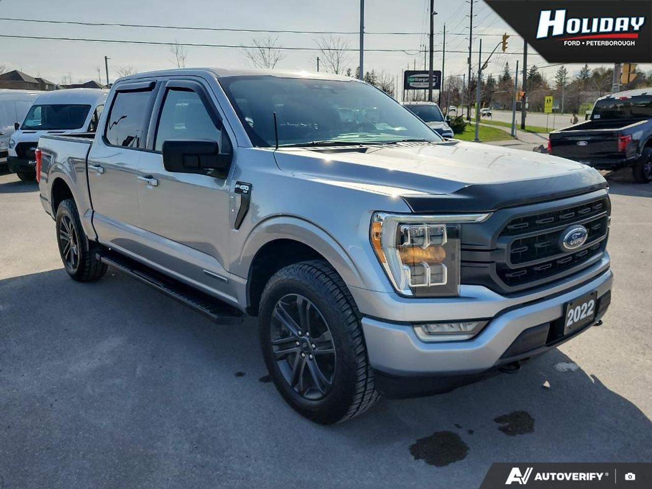 2022 Ford F-150 XLT Photo