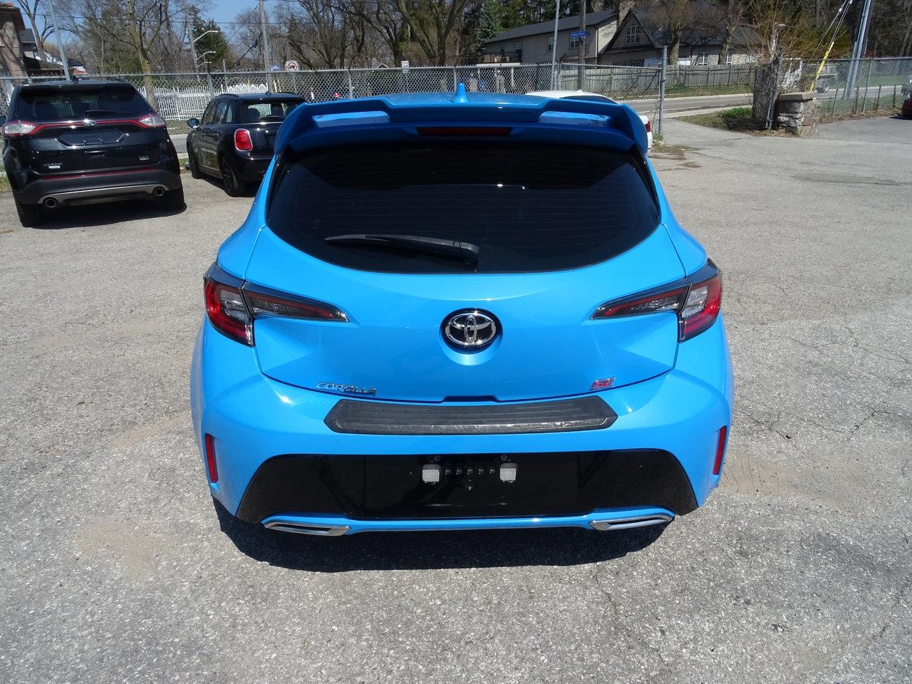 2020 Toyota Corolla Hatchback SE Photo