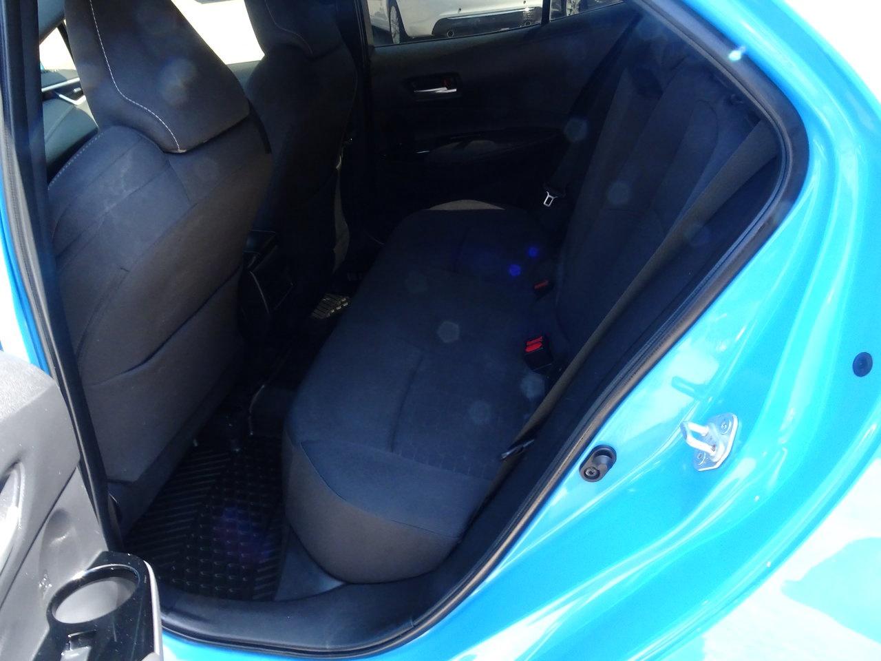 2020 Toyota Corolla Hatchback SE Photo