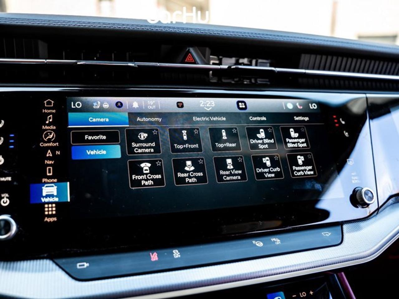 2025 Jeep Wagoneer S Premium AWD Panoroof Luxury Group Power Group Heated & Vented Seats Photo