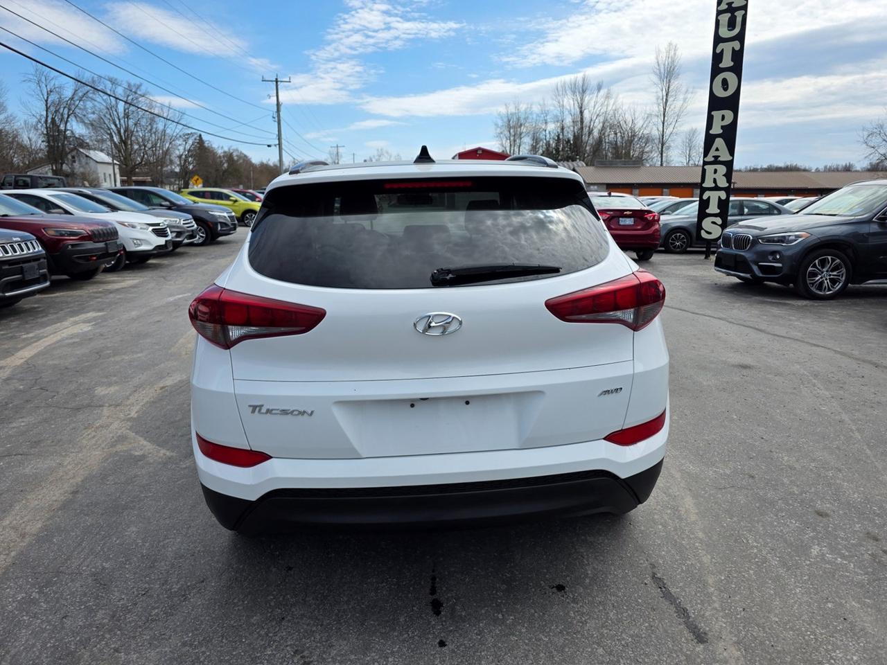 2018 Hyundai Tucson SEL Plus Photo3