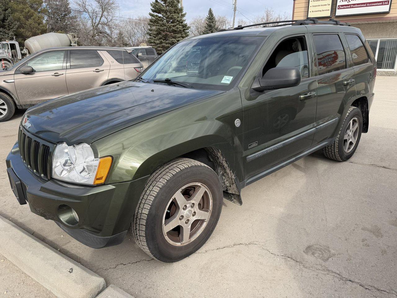 Used 2007 Jeep Grand Cherokee Laredo 4x4 V8 SUV direct from BC   - NO Rust  No accidents for sale in West Saint Paul, MB
