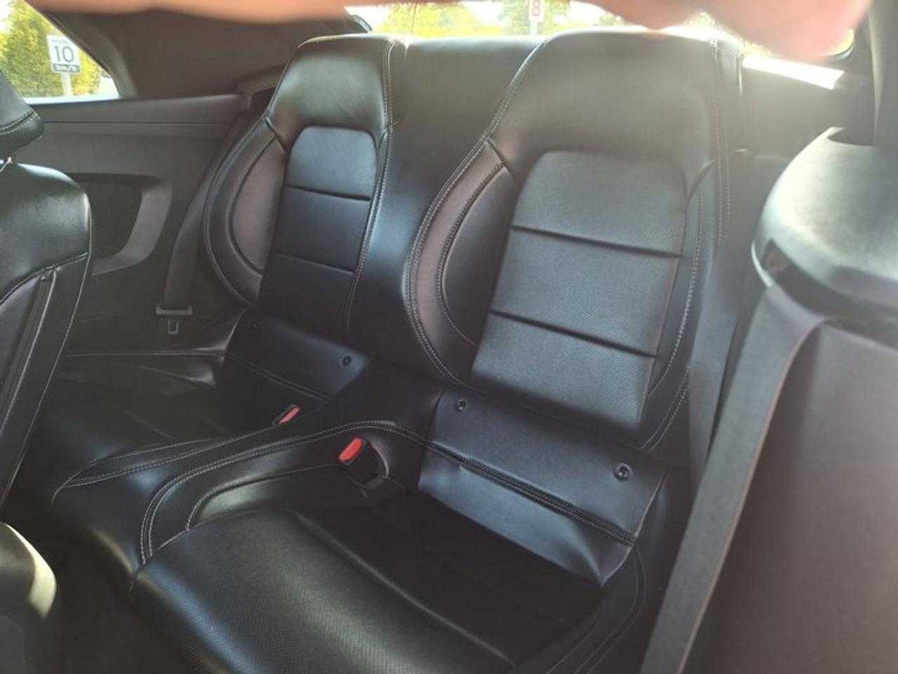 2025 Ford Mustang EcoBoost Premium | Leather | Heated Wheel + Seats | CarPlay + Android | Rear Camera | and More ! Photo