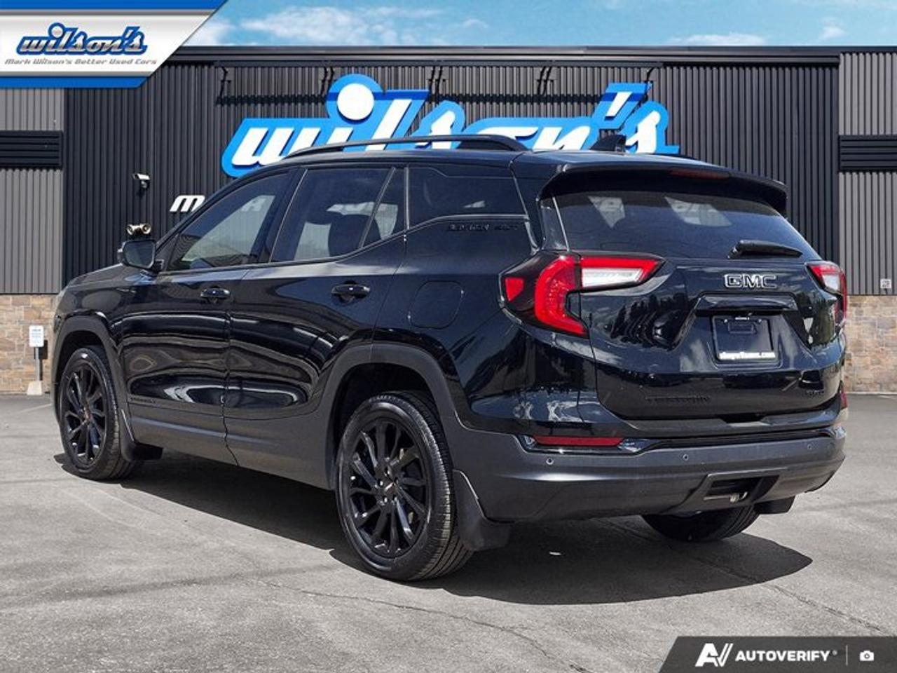 2024 GMC Terrain SLT AWD | Elevation Edition | Leather | Sunroof | Navi | Tech PKG | Heads up Display| and More ! Photo