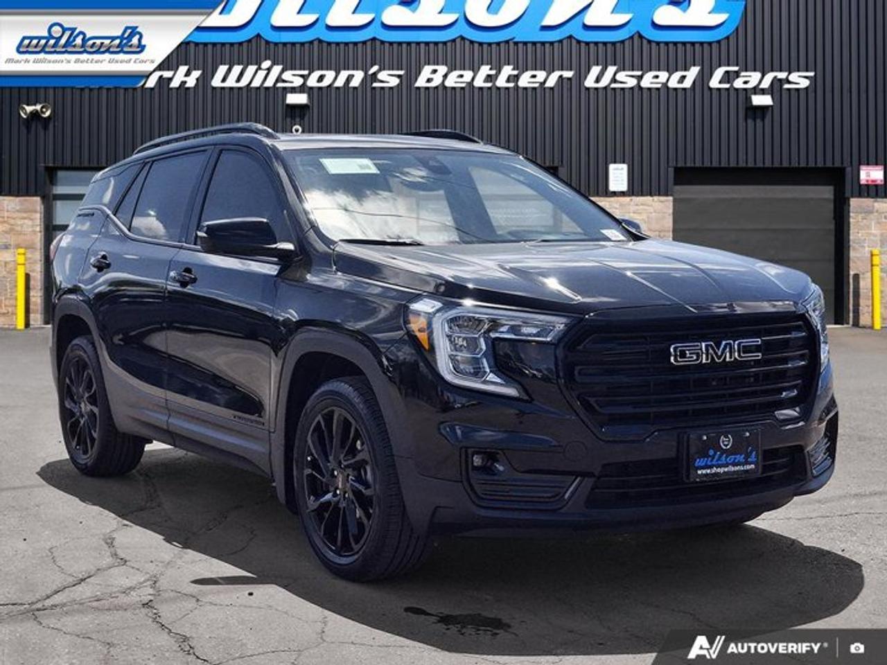 2024 GMC Terrain SLT AWD | Elevation Edition | Leather | Sunroof | Navi | Tech PKG | Heads up Display| and More ! Photo